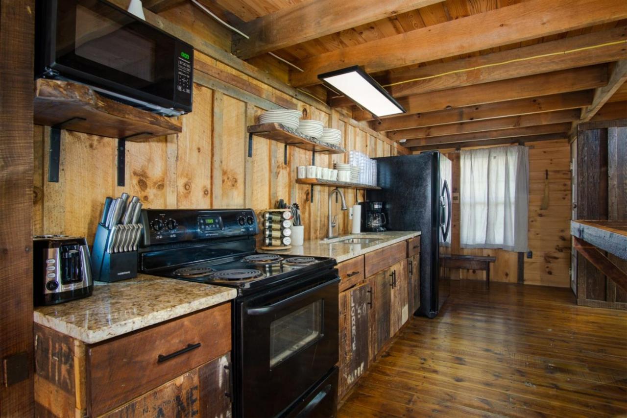 Coyote Lodge At Deerwoode Reserve Brevard Exterior photo